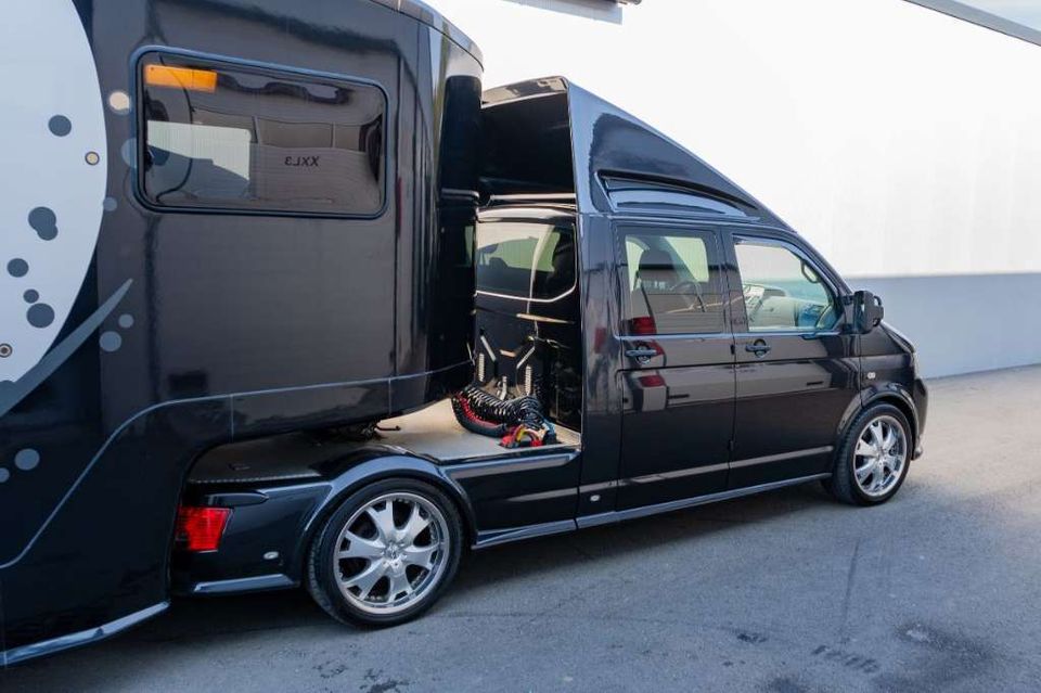 Volkswagen 2,5TDI 4 Motion Multimobil Sattelgespann Wohnauflieger in Radolfzell am Bodensee