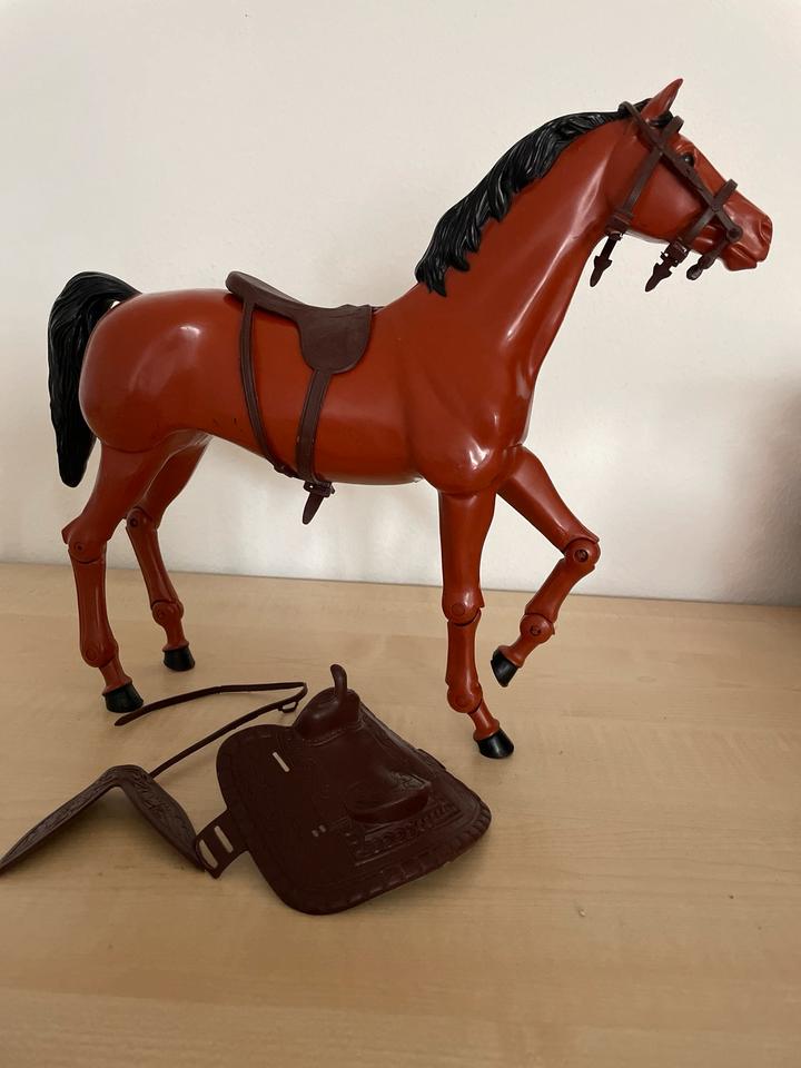 Mattel Pferd Big Jim Barbie Gelenkpferd vintage 1970 in Nordrhein Westfalen Ense Barbie Spielzeug gebraucht kaufen kleinanzeigen