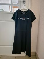 Tommy Hilfiger Kleid 164 blau Nordrhein-Westfalen - Elsdorf Vorschau