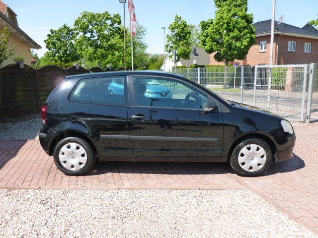 Volkswagen Polo IV Trendline Klima in Berlin