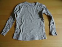 Hellgraues Mädchen-Shirt mit langem Arm Gr. 98/104 Nordrhein-Westfalen - Kreuztal Vorschau