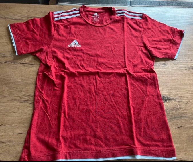 3x Adidas Herren Shirt, leichte Gebrauchsspuren, M in Oschatz