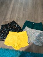 Damen Bermuda Shorts / kurze Hosen 40 42 Bayern - Pommersfelden Vorschau