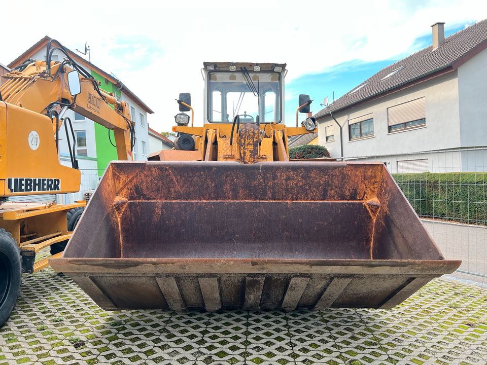 Radlader Liebherr 551 Schaufel 4m3 Top 21500kg in Gemmrigheim