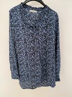 Pigalle only Bluse blau schwarz Blumen 38 M Nordrhein-Westfalen - Oelde Vorschau