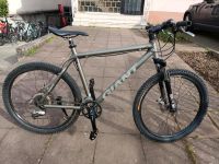 26  Zoll Giant Fahrrad. 27 Gänge. 53 size Baden-Württemberg - Freiburg im Breisgau Vorschau