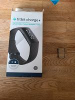 Fitbit Charge 4, OVP, 11x Armbänder, 4x Aufladegerät, 1x Display Dresden - Cossebaude Vorschau