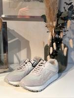 ZARA Sneaker Grau Salbei Silber Gr. 41 Velour Leder Textil NEU Hessen - Waldbrunn Vorschau