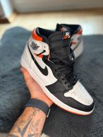 Jordan 1 High “Electro Orange” Bayern - Ingolstadt Vorschau