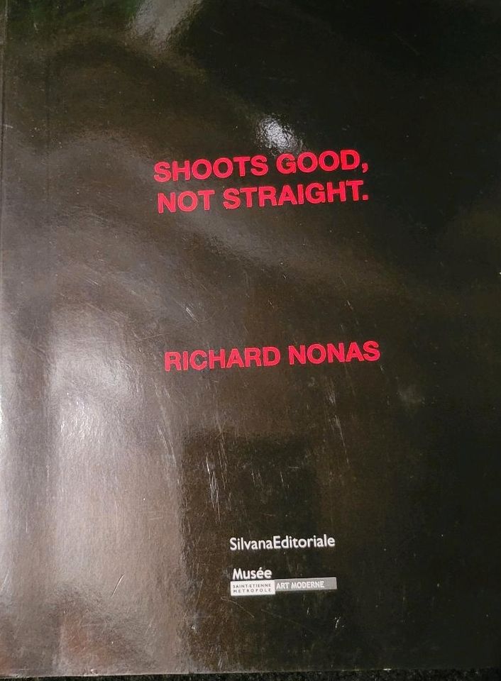 Bildband - Richard Nonas - Shoots Good, not straight in Brüggen