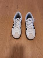 Adidas Court 3.0 in Größe 37 1/3 Thüringen - Erfurt Vorschau