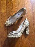 Centro Leder Pepe toes Tanz Schuhe blockabsatz Gold gr 39 neu Nordrhein-Westfalen - Menden Vorschau