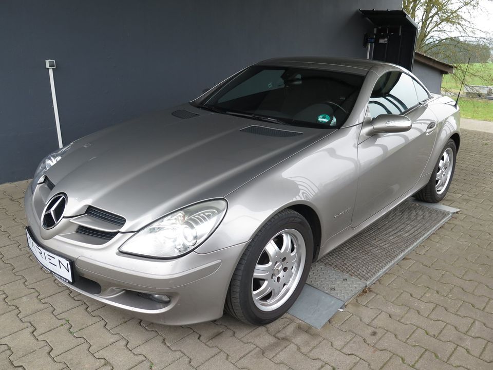 Mercedes-Benz SLK 200 SLK Roadster SLK 200 Kompressor/ EXPORT !!! in Hillesheim (Eifel)