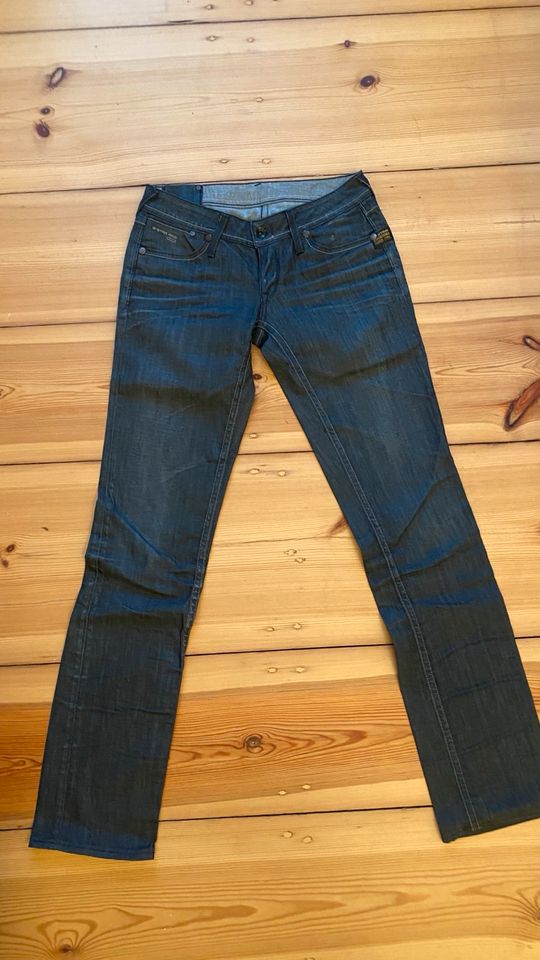 NEU G-Star Jeans Core Straight Women 30/36 - Versand Kostenlos in Berlin