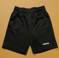 Adidas Climalite Sporthose kurz Turnhose schwarz Gr. 140 Leipzig - Lindenthal Vorschau