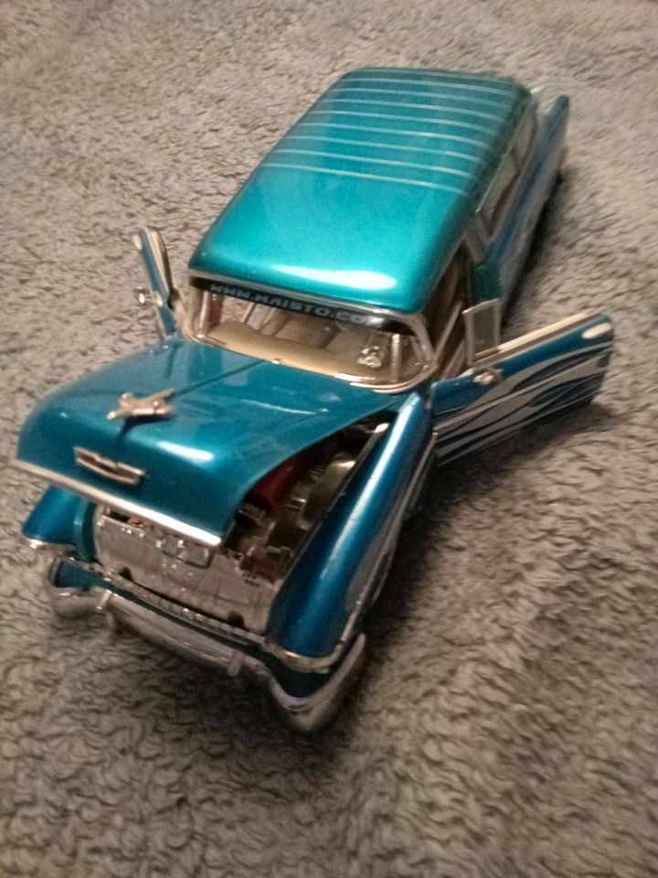 Modellauto 1:18  Chevrolet Normad in Gießen