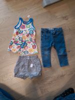 Jumpsuit bunt Hema Jeans Zara Shorts Eat Ants 74 Baden-Württemberg - Remseck am Neckar Vorschau