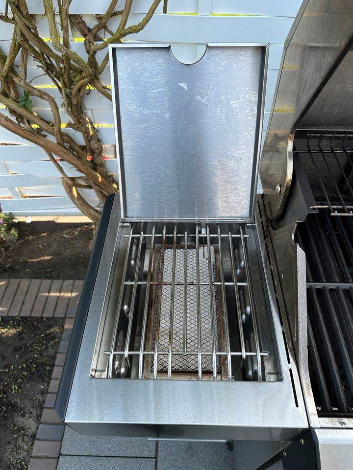 Taino Gasgrill 4+2 in Haren (Ems)