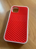 Vans IPhone 11 Handyhülle Weiß/Rot Smartphone Hülle Skateboarding Saarland - Illingen Vorschau