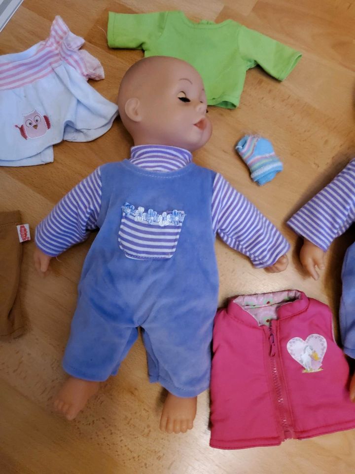 Puppen Zwillinge mit Zubehör in Göppingen