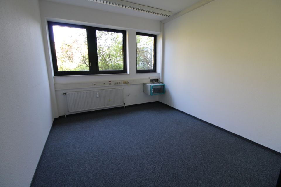 Große Büroräume mit perfekter Anbindung in Köln