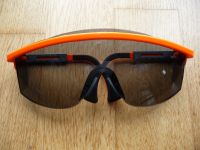 STIHL Schutzbrille UVEX Astrospec 100% UV-Schutz mit Gürteltasche Bayern - Übersee Vorschau