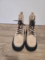 Stiefeletten Catwalk beige, Gr 42 Nordrhein-Westfalen - Büren Vorschau