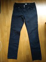 Schwarze Jeans * Q/S by S.Oliver * Gr. 38 Berlin - Lichtenberg Vorschau