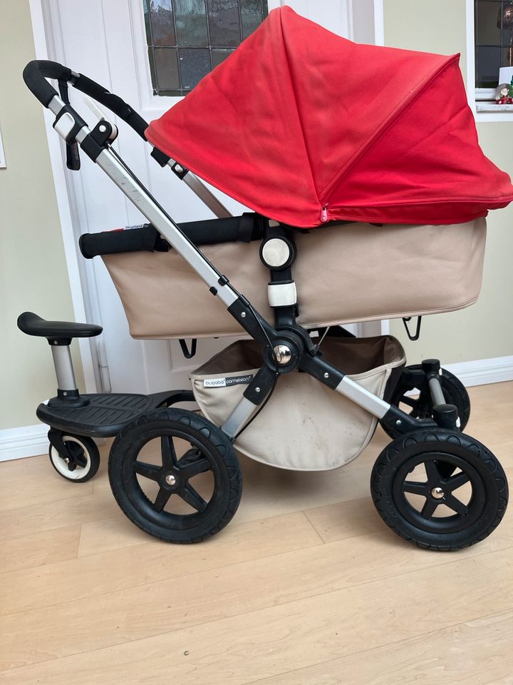 Kinderwagen Bugaboo chameleon 3 beige, rot, blau mit Extras in Düsseldorf