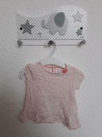 Rosa geblühmtes T-Shirt in Größe 68 Nordrhein-Westfalen - Oerlinghausen Vorschau