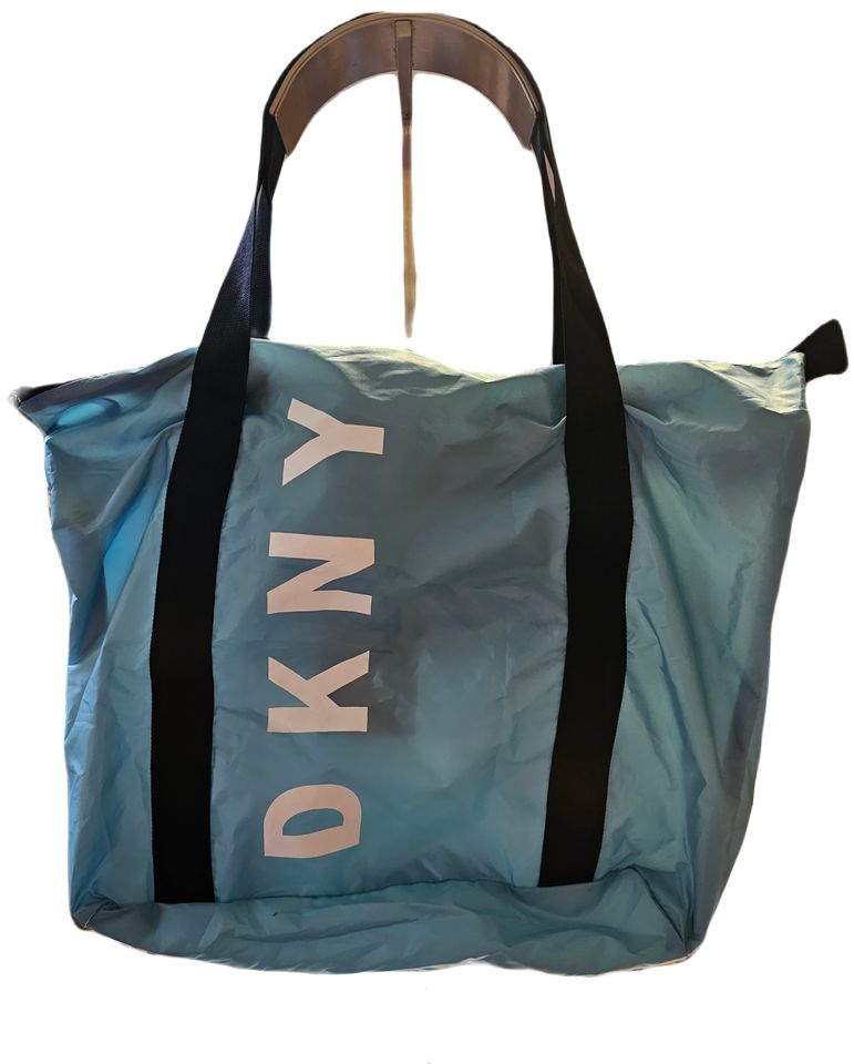 DKNY Tasche Packbar Türkis neu in Hamburg