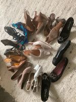 10 Paare Schuhpaket Konvolut Pumps Sandalen Gr.38 Nordrhein-Westfalen - Bocholt Vorschau