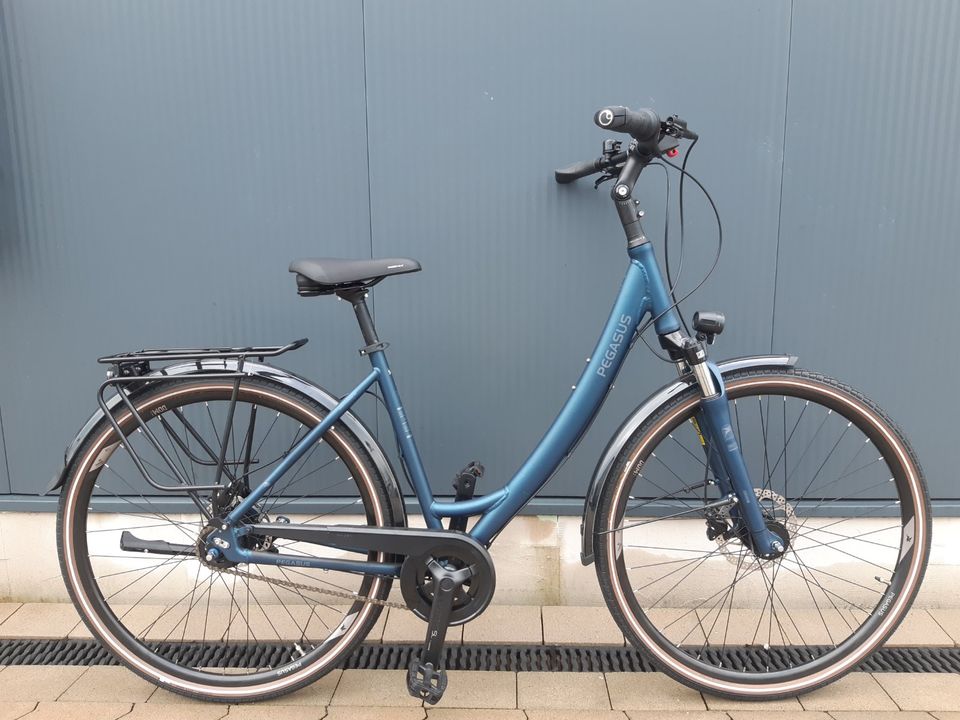 PEGASUS Savona SL Disc 8NR Damen Cityfahrrad 28"Rh:45.50,55 cm in Dorsten