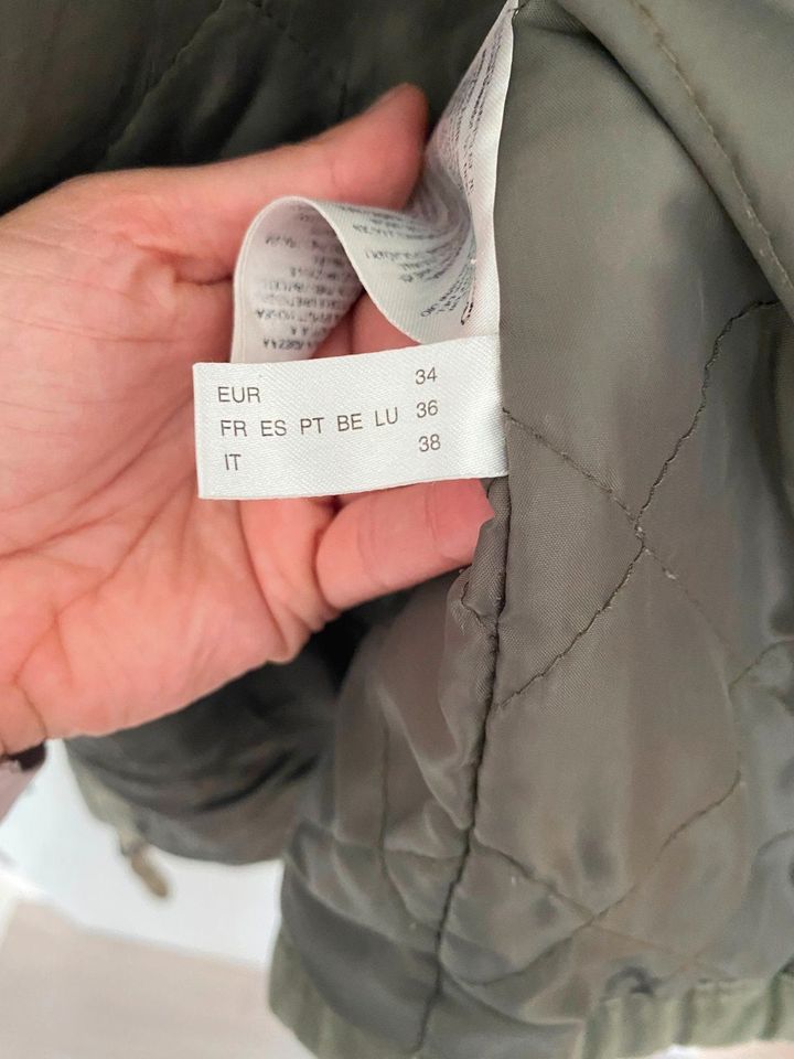 Damen Parka Jacke Mantel Übergangsjacke khaki oliv grün Größe 34 in Castrop-Rauxel