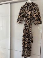 Jumpsuit für grosse Frauen, Grösse 44-46 Hessen - Wiesbaden Vorschau