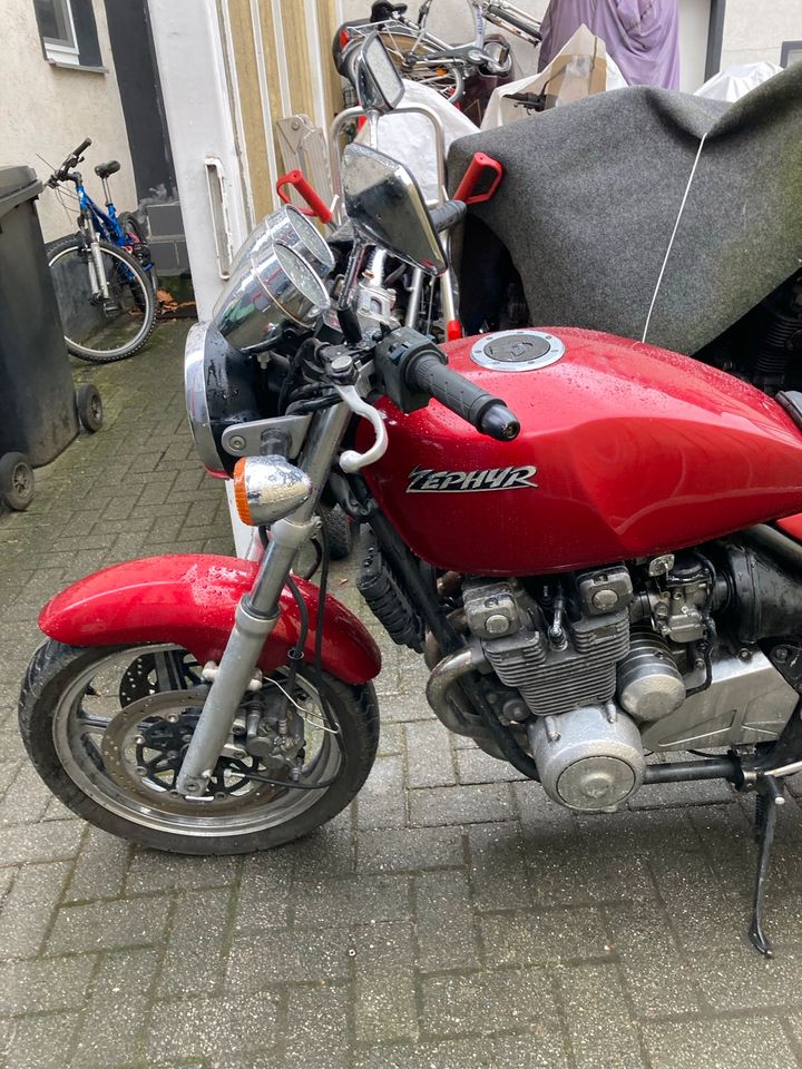 Kawasaki Zephyr 550 aus 1991 ,,läuft und fährt,, aus ZWEITER Hand in Bochum