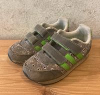 Adidas gr.25/26 Spielplatz Turnschuhe Halbschuhe Räuberschuhe Sachsen - Lohmen Vorschau