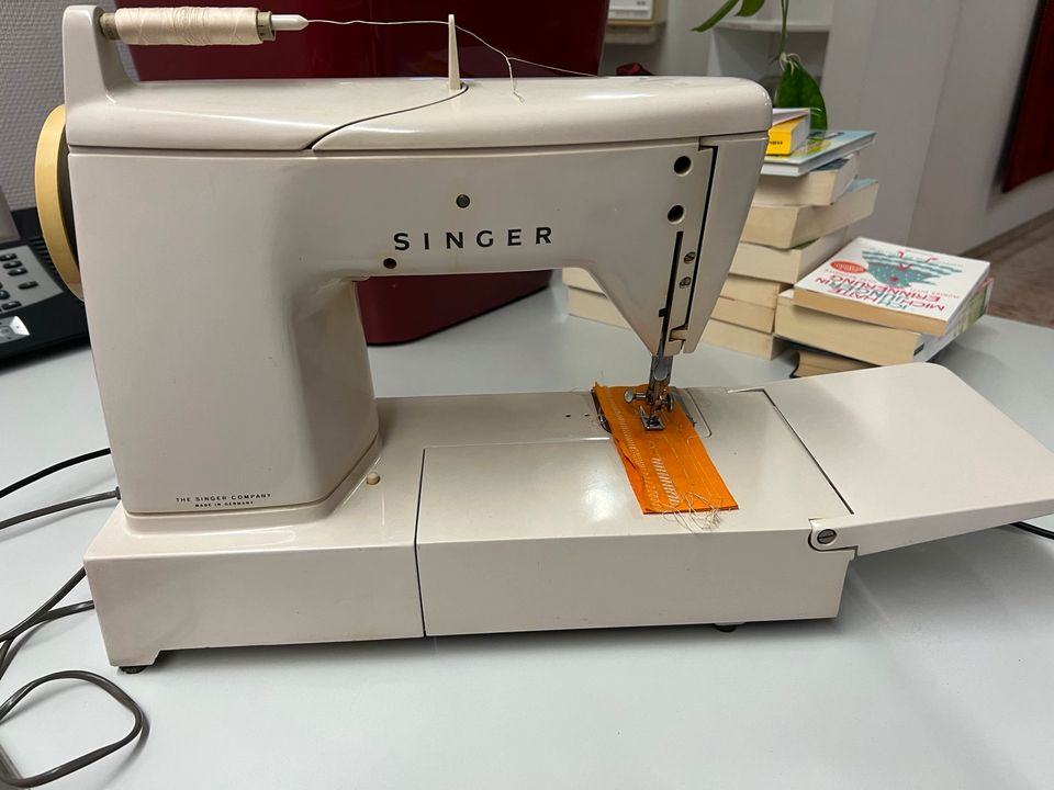 Singer 720 G Nähmaschine in Mannheim