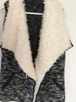 Amisu Weste Jacke ärmellos Gr.38/40 ⭐️trendig, kuschelig Bayern - Niederwerrn Vorschau