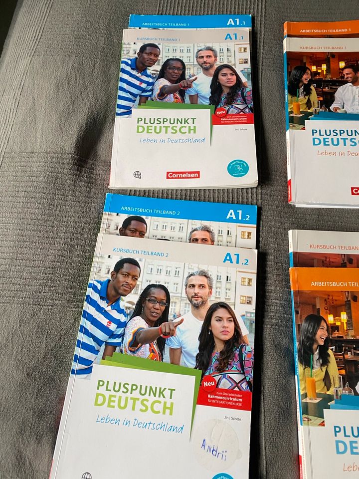 Pluspunkt Deutsch Kursbuch und Arbeitsbuch cornelsen in Stuttgart