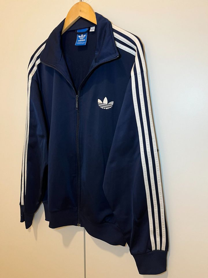 ADIDAS FIREBIRD TT Jacke Dunkelblau Navy Weiß Gr XL Retro Vintage in Montabaur