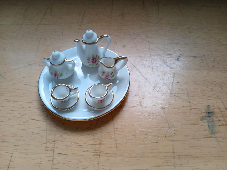 Puppen Kaffeegeschirr aus Porzellan Mini in Hürth