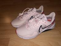 DAMEN Sneaker Nike Legend Essential 2 Gr. 38,5 NEU Baden-Württemberg - Ketsch Vorschau