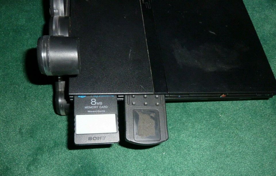 Sony Playstation 2 slim PS2 Konsole Schwarz 2 PAL in Lappersdorf