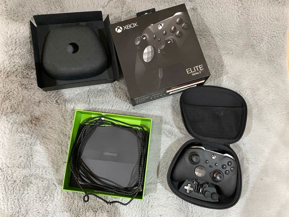 Xbox Elite Series 2 Controller in Ammerthal