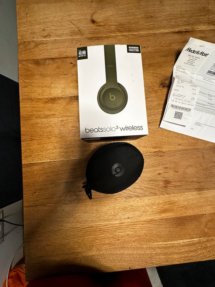 BEATS SOLO 3 WIRELESS GREEN in Neresheim