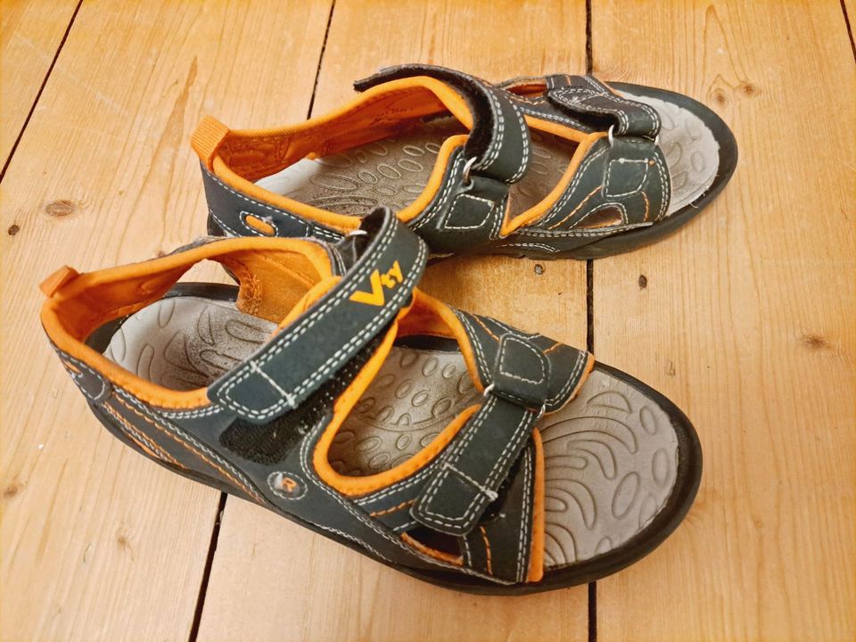 Sandalen Jungs Größe 35 in Köln