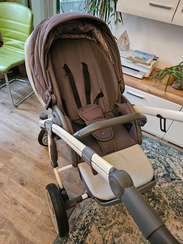 Kinderwagen Anex Sport 2in1 in Hamburg