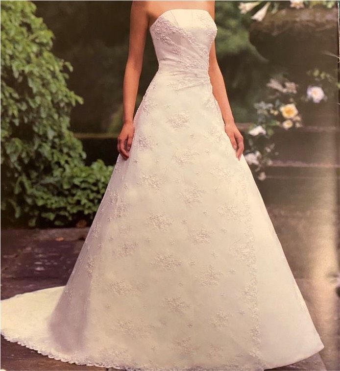 Brautkleid Sincerity 3079, Größe 44, ivory, A-Linie in Neusäß