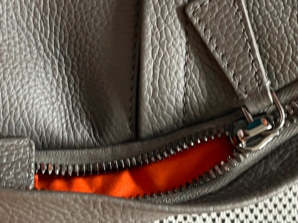 SANTONI LEDER RUCKSACK GRAU ORANGE NEU NIE BENUTZT TOP NP 929€ in Berlin